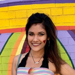 Meet your Posher, Nidhi